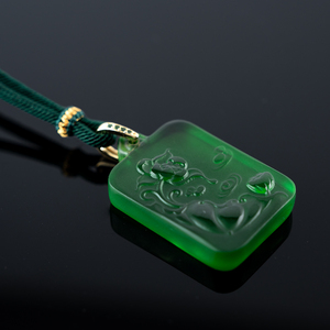 Mặt dây chuyền pha lê độc đáo lấy cảm hứng từ hoa sen với đá quý xanh, quà tặng unisex - Product Image 2