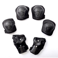 Planche à roulettes et patinage à roulettes pour enfants personnalisés équipement de protection coque dure protège-poignets et genoux casque éponge pour les sports d'équitation