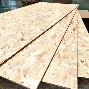 Panneau de bardage de toiture OSB3 imperméable de 18 mm, panneau de bois lamellé orienté léger, Xinfushu, sans libération de formaldéhyde, nouvelle construction de toiture - Product Image 4