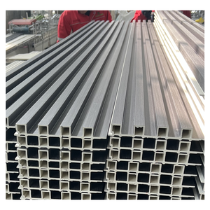 Sistema <span class=keywords><strong>de</strong></span> Revestimiento <span class=keywords><strong>de</strong></span> <span class=keywords><strong>Paneles</strong></span> Decorativos Modernos WPC al por Mayor, Tiras <span class=keywords><strong>de</strong></span> Borde <span class=keywords><strong>de</strong></span> Aleación <span class=keywords><strong>de</strong></span> Aluminio Ecológicas en Negro y Plata - Product Image 1