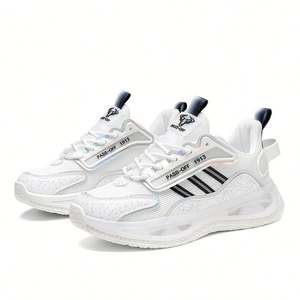 2025 hommes décontracté marche sport baskets en gros mode cour baskets avec doublure en maille respirante douce pour le printemps été - Product Image 2