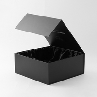 Boîte Cadeau Pliable de Luxe Noire Personnalisée, Grande Boîte d'Emballage à Couvercle Magnétique pour Produits avec Logo Imprimé