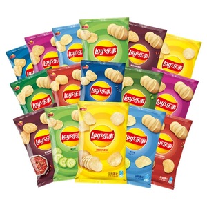 Vente en gros à prix bas de snacks exotiques, sachets de <span class=keywords><strong>chips</strong></span> <span class=keywords><strong>Lays</strong></span> saveur <span class=keywords><strong>barbecue</strong></span> tomate salée, boîte complète 40g - Product Image 5