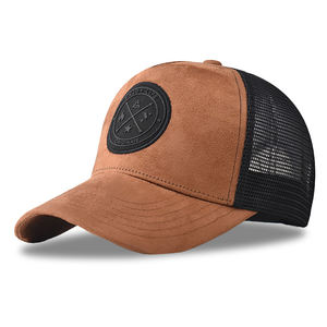 Gorra Trucker Personalizada OEM de 5 Paneles, de Alta Calidad, Estilo Australiano, Corona Estructurada de Perfil Alto, Parche Tejido, Material de Gamuza - Product Image 1