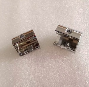 Màn hình <span class=keywords><strong>LCD</strong></span> bản lề bản lề bìa cho <span class=keywords><strong>Toshiba</strong></span> Tecra R840 R850 R950 R940 R800 R900 Phải Trái bản lề Bìa Bạc 15.6 inch - Product Image 1