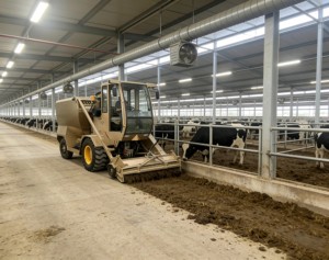 Nuovo Pulitore Automatico Semovente <span class=keywords><strong>per</strong></span> Letame con Doppio Motore Sigillato e Cambio Fluido, Attrezzatura <span class=keywords><strong>per</strong></span> la Rimozione di Escrementi <span class=keywords><strong>per</strong></span> Fattorie Grandi, Medie e <span class=keywords><strong>Piccole</strong></span> - Product Image 2