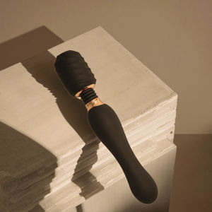 Vibrador Clitoriano Não Tóxico & Inodoro Corpo Seguro Silicone Adulto Produto Vibrador Preto - Product Image 1