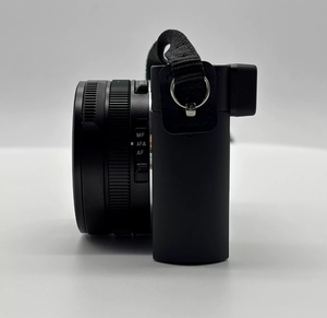 กล้อง Leica D-Lux Typ 109 12.8MP คุณภาพพรีเมียม ราคาสุดคุ้ม เหมาะสำหรับพกพาในชีวิตประจำวันและถ่ายภาพทันที - Product Image 2