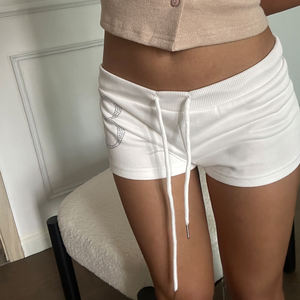 Shorts Sexys y Transpirables de Cintura Baja, Estilo Minimalista Y2K con Letras de Diamantes de Imitación y Cordón Ajustable, Ecológicos - Product Image 3