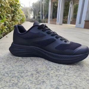 รองเท้าวิ่งแบบยูนิเซ็กซ์ ระบายอากาศได้ดี พื้นยาง น้ำหนักเบา เหมาะสำหรับการฝึกซ้อม ใช้ได้ในช่วงฤดูร้อน - Product Image 1