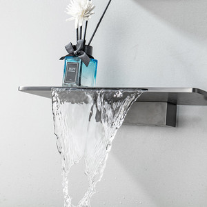 Mitigeur mural monotrou moderne en cuivre pour lavabo, cartouche céramique, finition dorée, design encastré dissimulé pour usage hôtelier - Product Image 6