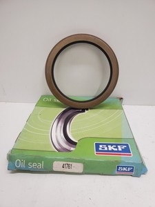 Sello de Aceite Plc Nuevo y de Segunda Mano 41761 con Garantía - Product Image 1