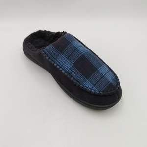 <span class=keywords><strong>Chaussons</strong></span> <span class=keywords><strong>mocassins</strong></span> décontractés pour hommes à carreaux avec mousse à mémoire de forme, doublure en polaire douce, bout fermé, semelle antidérapante en TPR pour intérieur et extérieur en hiver - Product Image 5