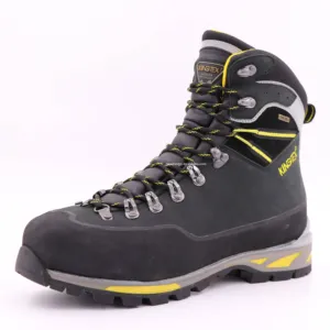 Sepatu Bot Mendaki Gunung D12213-2