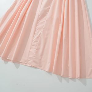 Robe longue décontractée plissée en polyester rose pour femme, bretelles spaghetti, sans col, taille naturelle – Grande Vente - Product Image 5