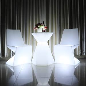 طاولة حديثة ورخيصة اللون متغيرة وقابلة لإعادة الشحن ومتوهجة للحفلات الليلية ، طاولة ليد - Product Image 3