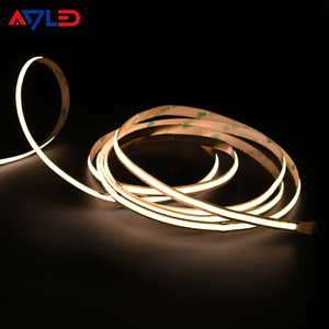 Bande LED COB fine de 8 mm de largeur, 528 LED/m, 12V 24V, sans points, flexible, avec un angle de 180 degrés pour éclairage de profil - Product Image 1