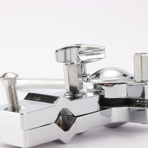 Support de tambour de jazz à bras unique Support de <span class=keywords><strong>suspension</strong></span> d'oreille pour tuyau d'eau Ensemble de tambour Support de <span class=keywords><strong>Tom</strong></span> Double tête de taureau Accessoires d'instruments de musique - Product Image 4