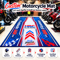 Motorradmatte mit individuellem Logo |   Langlebige Nylon-/Gummi-Konstruktion für Werkstatt, Rennstrecke und Einzelhandelspräsentation