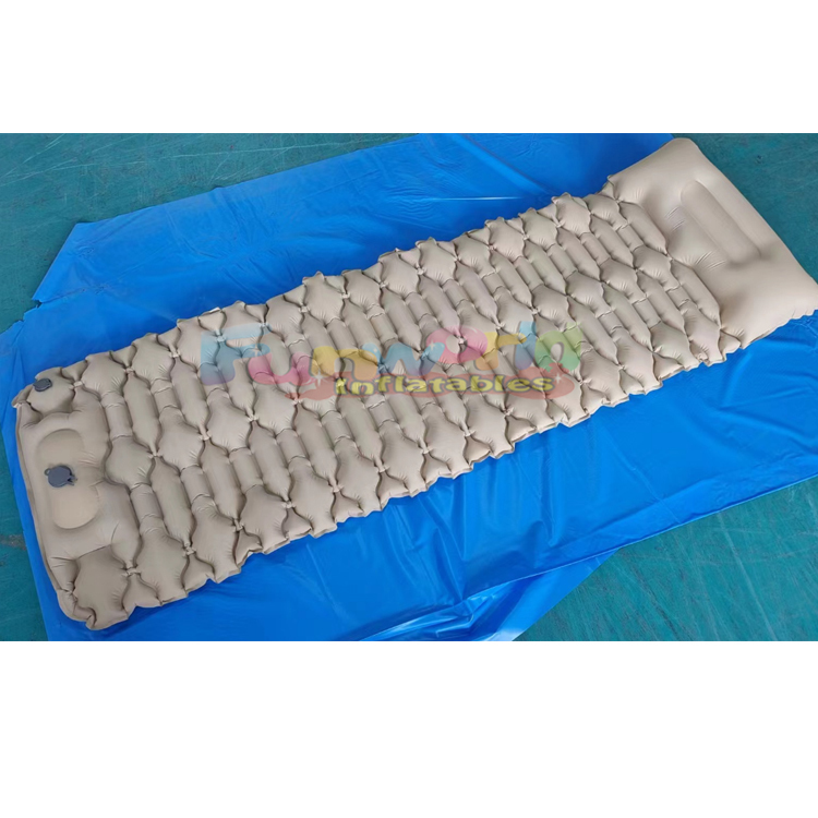 Outdoor Pvc Inflatable Airbed Built in