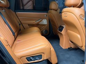 İkinci El AITO M8 2025 Uzun Menzilli Max+Beş Koltuklu Versiyon Şarj Edilebilir Hibrit Güç Çin'in Yeni Enerji 4x4 Sürüş Sistemli Araçları - Product Image 4