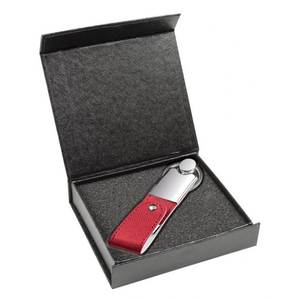 Memoria USB de Cuero Roja de 16 GB con Diseño de Llavero - Product Image 3
