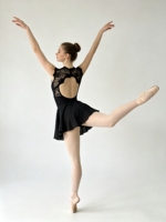Robe de justaucorps de ballet noire pour filles, à manches courtes en dentelle, dos découpé, jupe en mousseline, costume de scène imprimé numériquement
