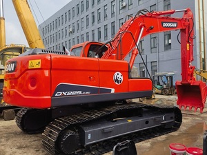 Excavatrice hydraulique Doosan DX225LC-9C d'occasion, haute qualité, 22 tonnes, sur chenilles, en promotion. - Product Image 3