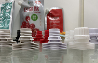 Bouchon à vis en plastique de qualité alimentaire de 16mm avec bec verseur pour liquide boissons détergent à l'huile Doypack anti-déversement