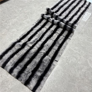 Alfombra Personalizada de Piel de Conejo y Zorro - Product Image 6