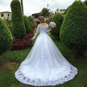 Off The Shoulder Wedding Dress Princess Silhouette Ball Gown White Long Sleeve Lace Train Plus Size Women Bridal Dress - Product Image 3