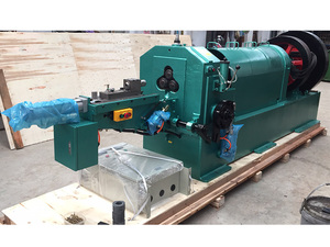 Machine de laminage à chaud et de roulage de fils automatique pour la <span class=keywords><strong>fabrication</strong></span> de <span class=keywords><strong>vis</strong></span> et de boulons de pointe de rail, avec moteur 380V 1.0HP 11kW - Product Image 2