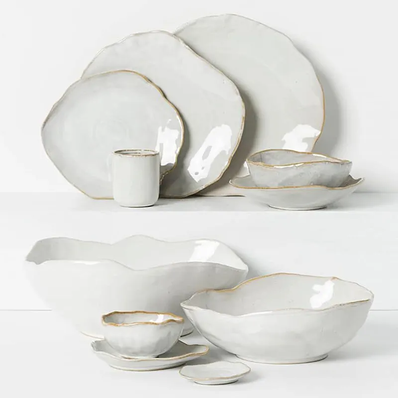 Piatti in gres ceramico di forma irregolare all'ingrosso per stoviglie set completo per uso domestico e ristorante