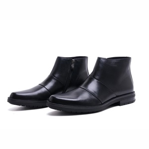 Bottes Martin en cuir de vachette à semelle épaisse, fermeture éclair latérale en cuir véritable, motifs sculptés à la main de style anglais - Product Image 1