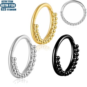 <span class=keywords><strong>En</strong></span> stock: Anillo de nariz de titanio F136 de grado implante, tipo <span class=keywords><strong>piercing</strong></span>, con cuentas laterales, sin costuras, bisagra de joyería, con circonita. - Product Image 4