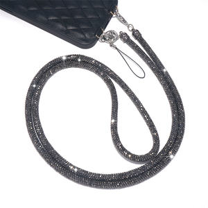 สายคล้องโทรศัพท์มือถือแบบไขว้ประดับเพชรหรูหรา สายคล้องคอป้องกันการสูญหายแบบมีโซ่ สำหรับผู้หญิง สาวๆ และสุภาพสตรี - Product Image 4