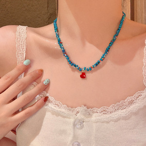 Collar de cuentas de resina plástica color dopamina para mujer, de lujo ligero, minimalista, con forma de corazón esmaltado, elegante X2020 B - Product Image 1