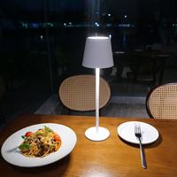 Lampe de bureau LED moderne professionnelle à commande tactile, rechargeable, sans fil, en métal, à intensité variable, très vendue