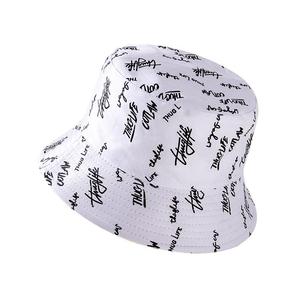 Cappello Bucket dal Design Accattivante, Reversibile e Pieghevole, Taglia Unica, <span class=keywords><strong>in</strong></span> Cotone Bianco Delicato, Personalizzabile per l'<span class=keywords><strong>Inverno</strong></span> - Product Image 1
