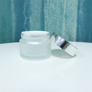 Oem Sang Trọng Mỹ Phẩm Lọ Thủy Tinh Với Vàng Đen Nhựa Và Nhôm Có Nắp Đậy Frosted Bảo quản Kem Cơ Thể Bơ Container - Product Image 5