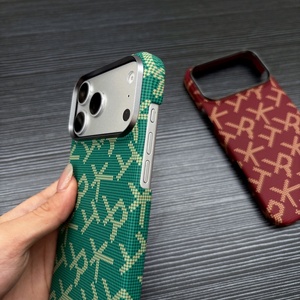 เคสโทรศัพท์แม่เหล็กเนื้อคาร์บอนไฟเบอร์สุดหรูสำหรับ iPhone 17 15 16 Pro Max 17 Air รองรับการชาร์จไร้สาย ดีไซน์บางเฉียบ ป้องกันอย่างดี - Product Image 5