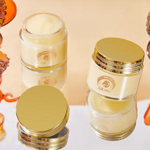 <span class=keywords><strong>Crema</strong></span> <span class=keywords><strong>Viso</strong></span> KUGE al Grasso di Cavallo con Arbutina, Anti-Congelamento, Anti-Screpolature, Idratante Notturno, Anti-Rughe, Rassodante e Schiarente per Donne - Product Image 4