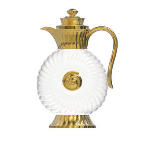 Carafe à eau froide de style moyen-oriental, carafe en verre cristal arabe, carafe à eau décorée de motifs de luxe léger pour hôtel de Dubaï - Product Image 1