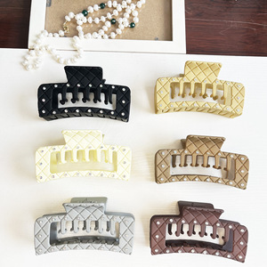 Pinza de pelo elegante con diamantes de imitación, rejilla de diamantes de moda, pinza de tiburón grande cuadrada fuerte de doble capa - Product Image 6