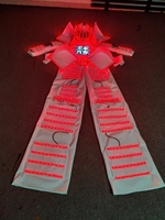 Costume de robot LED en coton pour homme adulte, avec écran d'affichage, sur échasses lumineuses, pour défilés nocturnes et spectacles