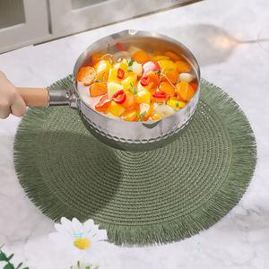 Meilleures ventes de sets de table décoratifs en papier tressé à bordure dentelle et pompons, résistants à la chaleur, anti-brûlure, couleur unie, écologiques - Product Image 3