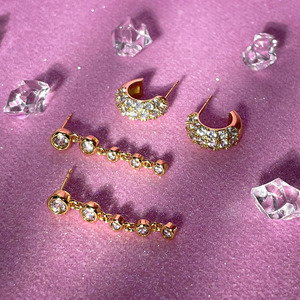Pendientes largos colgantes de circonita cúbica chapados en oro de 18 quilates al por mayor para mujer - Product Image 6