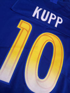 La Mejor Calidad Personalizable # 9 Matthew Stafford # 12 Puka Nacua # 23 Kyren Williams # Camiseta de Fútbol Americano Cosida con el Número 8 de Jared Verse - Product Image 6
