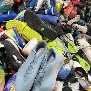 All'ingrosso usato <span class=keywords><strong>scarpe</strong></span> sportive <span class=keywords><strong>da</strong></span> uomo <span class=keywords><strong>di</strong></span> seconda mano <span class=keywords><strong>scarpe</strong></span> <span class=keywords><strong>da</strong></span> <span class=keywords><strong>calcio</strong></span> <span class=keywords><strong>di</strong></span> marca cina <span class=keywords><strong>scarpe</strong></span> <span class=keywords><strong>da</strong></span> <span class=keywords><strong>calcio</strong></span> in <span class=keywords><strong>pelle</strong></span> invernale soletta <span class=keywords><strong>scarpe</strong></span> <span class=keywords><strong>da</strong></span> <span class=keywords><strong>calcio</strong></span> - Product Image 5