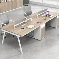 Escritorio de Oficina Moderno y Minimalista en Color Madera Natural, con Separación para Empleados, en Oferta